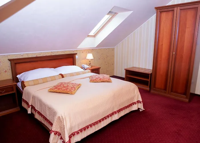 Elefant Hotel Úzhgorod